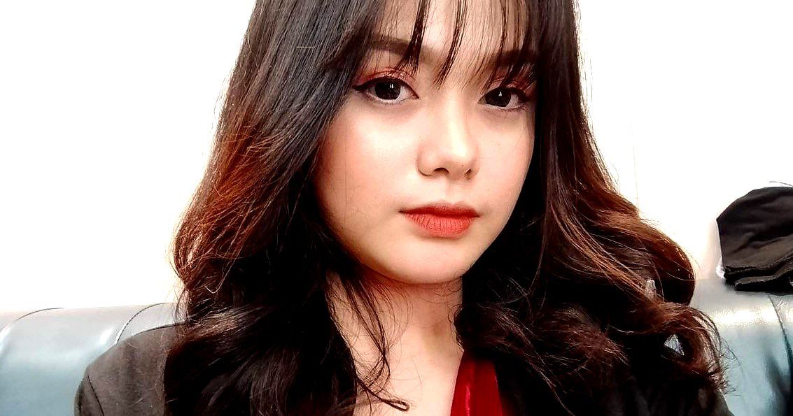 JapBliss 4K - 来自日本的饥渴男人在他的公寓里干了两个妓女